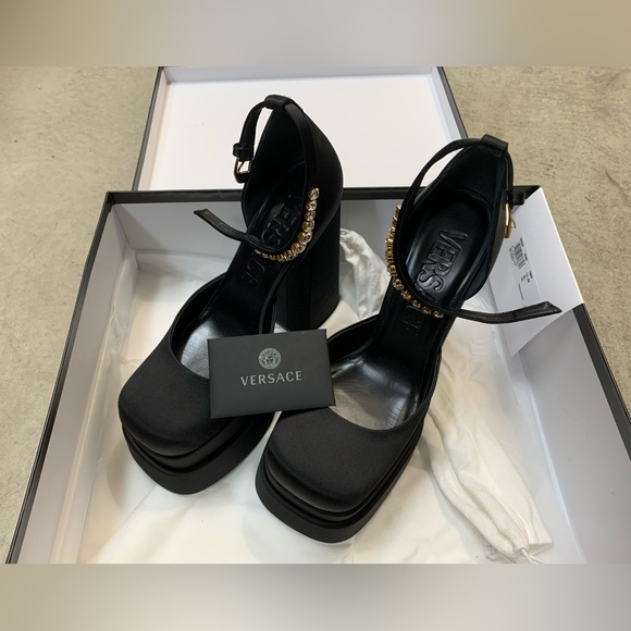 Versace Medusa AEVITAS PLATFORM PUMPS Satin Black Chunky Block Heel - Picture 2 of 9